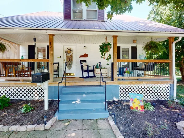 121 Hamilton Ave, Lancaster, KY 40444