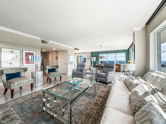 4th image of 340 Sunset Drive #1511