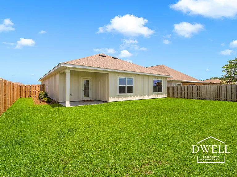 1009 Hayward Loop — Photo 32