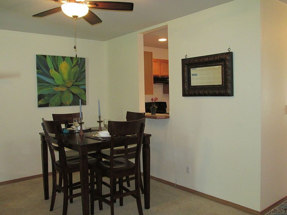 1st image of 6776 Takota Pl NE