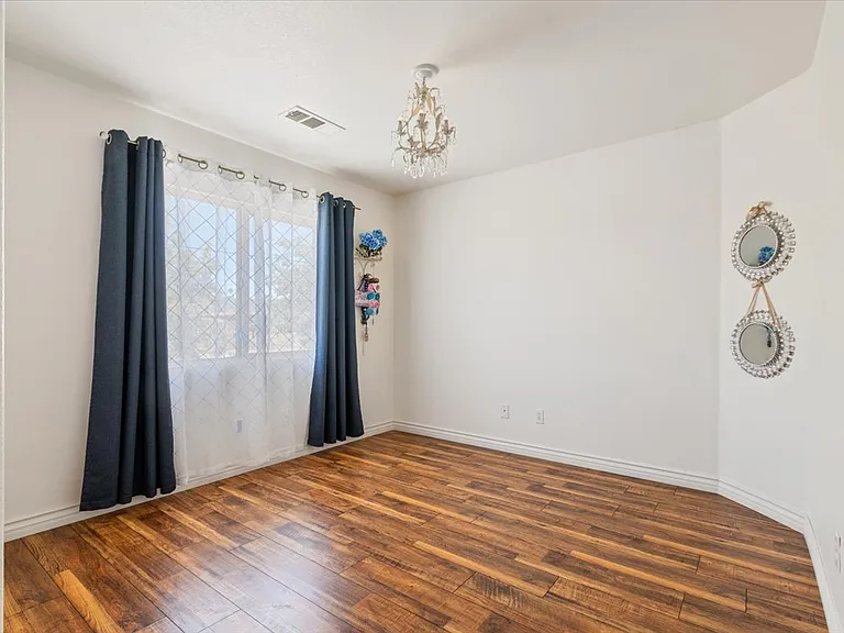 4706 Spice St — Photo 12