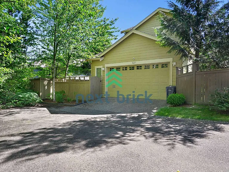 8627 Swenson Dr SE — Photo 27