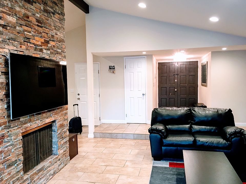 1st image of 6355 Geyser Ave