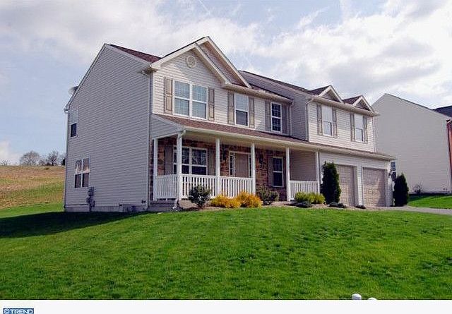 1st image of 121 Timberlake Ln