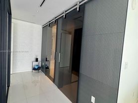 300 Biscayne Boulevard Way