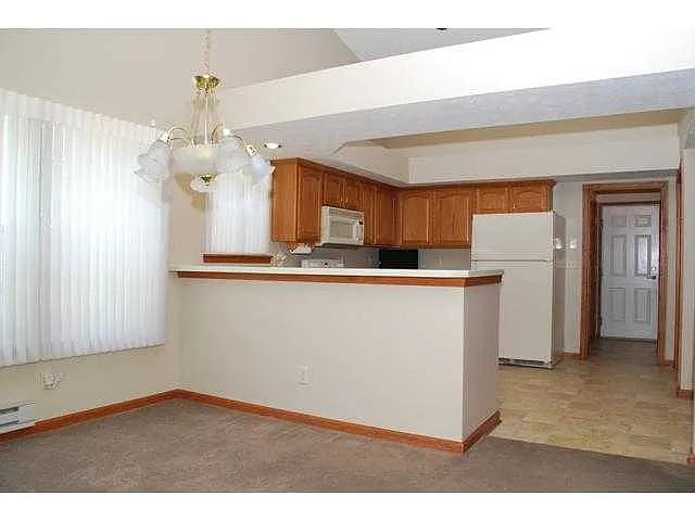 4714 Mallard View Dr photo 1