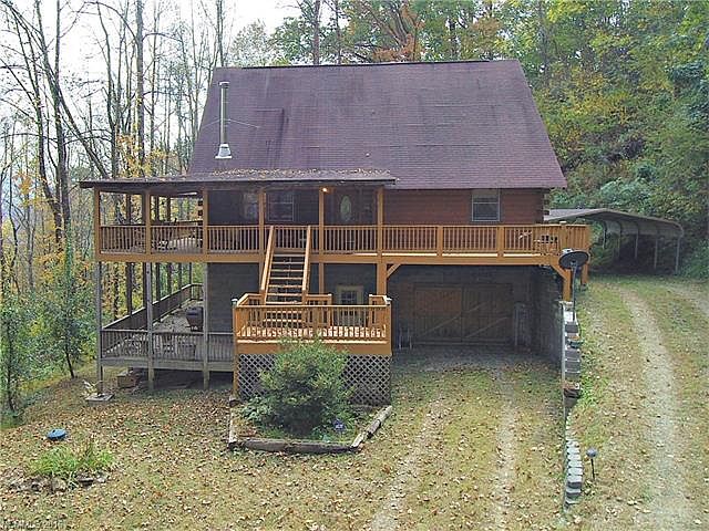 1st image of 697 Oleander Ln #14/15