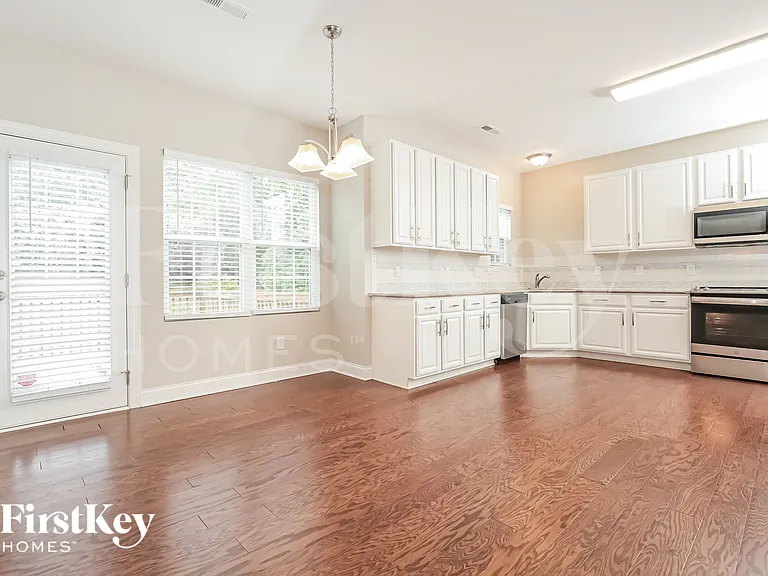 6116 Bedstone Dr — Photo 7