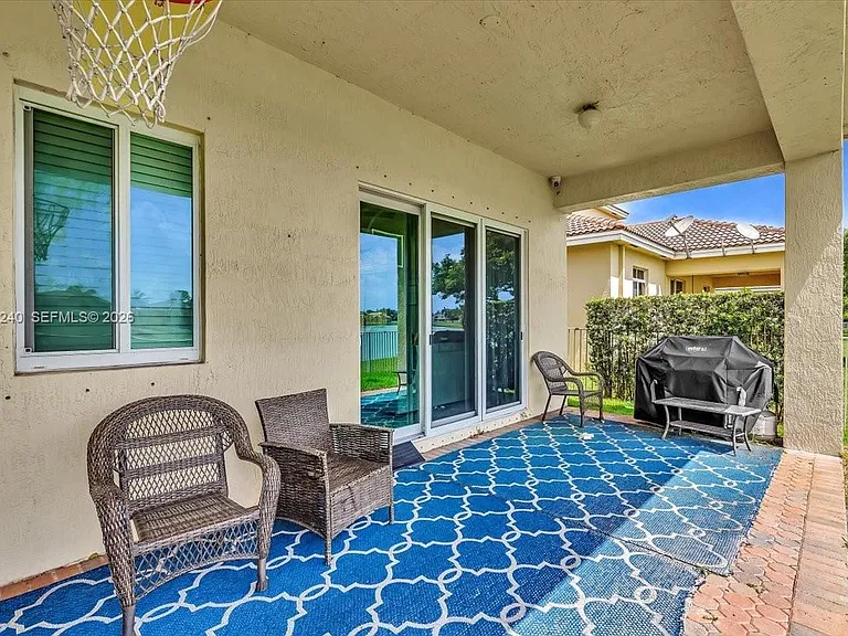 6228 SW 194th Ave — Photo 32