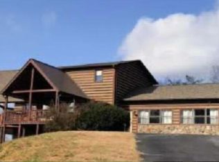 181 Tammen Dr, Blue Ridge, GA 30513