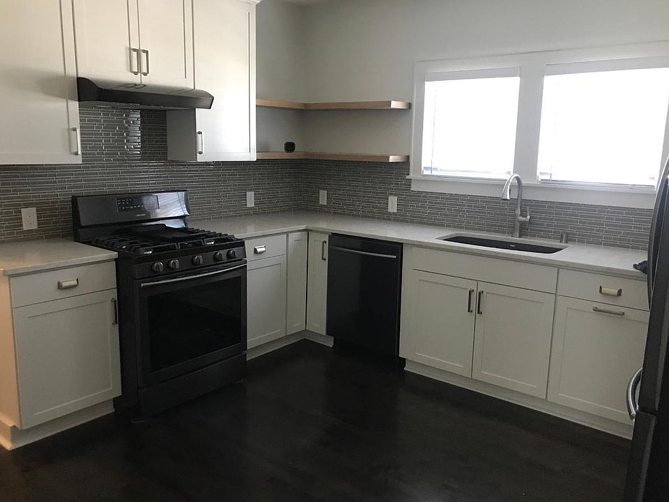 1st image of 4164 N Maryland Ave