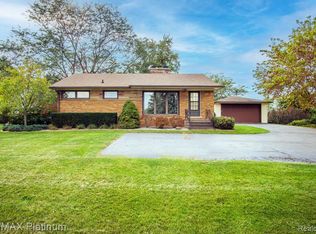 7435 Pontiac Trl, Northville, MI 48168