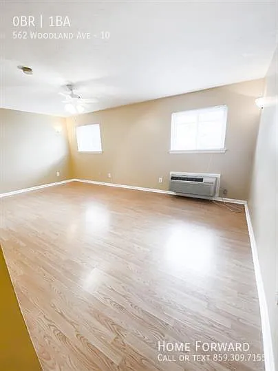 562 Woodland Ave #10 — Photo 7