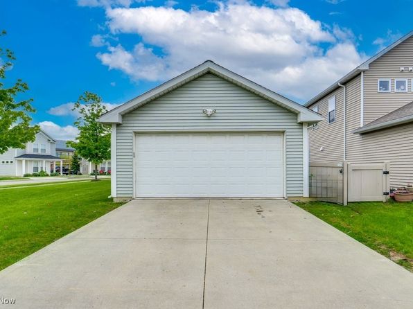 3585 Gerome Ct, Cleveland, OH 44105