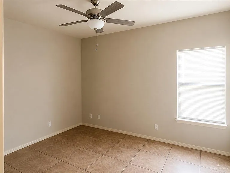 2707 E Garfield Ave #A — Photo 12