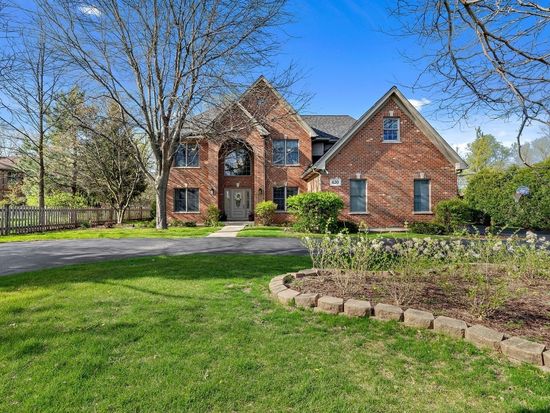 620 39th St, Downers Grove, IL 60515