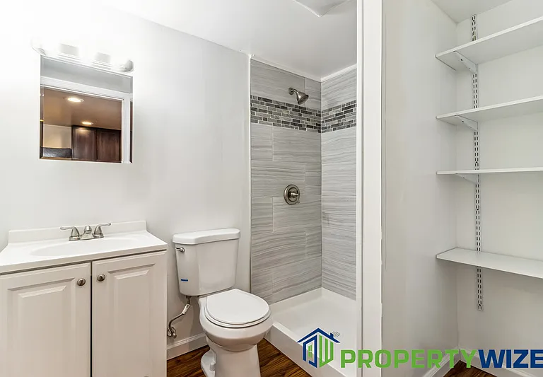 516 Beaumont Ave #B — Photo 13