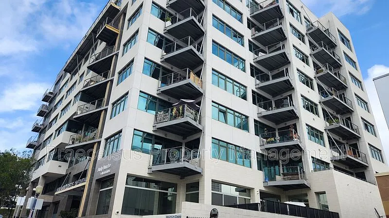Building Photo - 1551 4th Ave #204