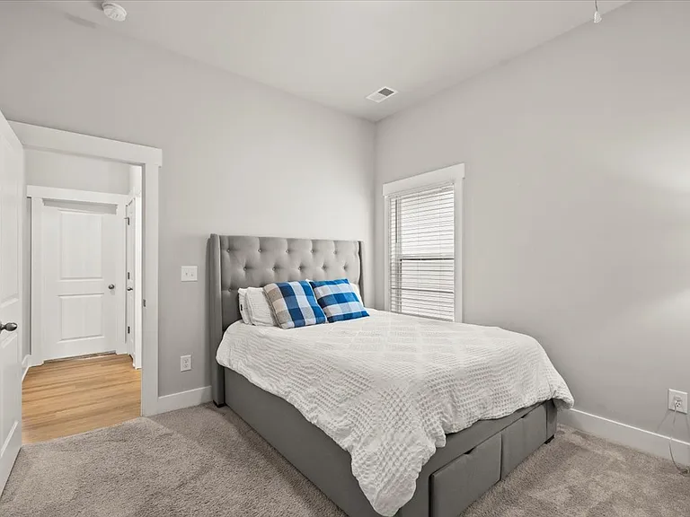 2093 Firelight Way — Photo 29