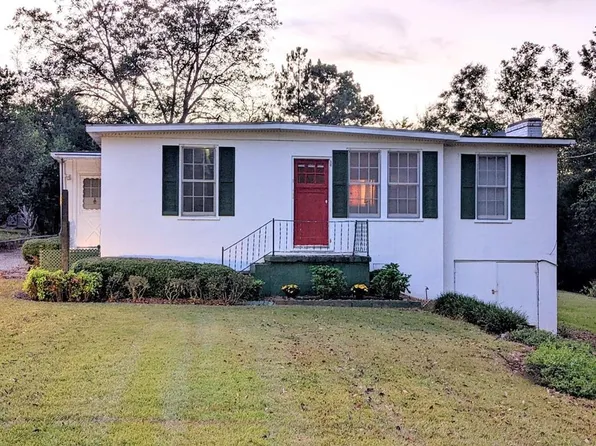 303 S Church St, Blakely, GA 39823