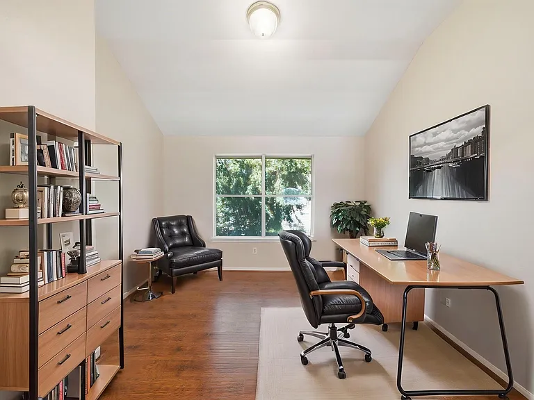 14715 Plains River Dr — Photo 11