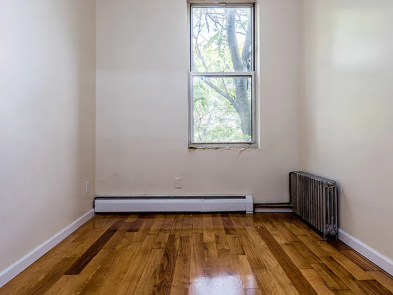 229 Jefferson St #2R — Photo 6