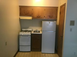853 N 23rd St APT 3, Milwaukee, WI 53233