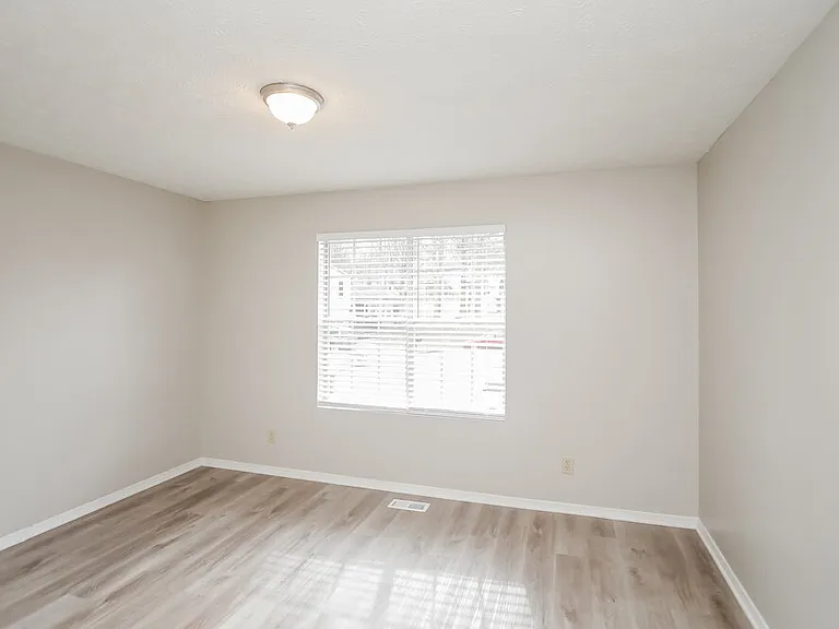 6018 Valley Trails Ct — Photo 11
