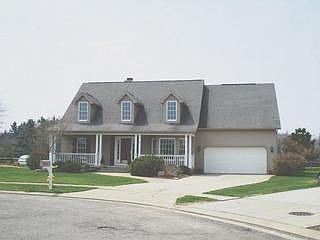 2nd image of 1619 Jamestown Ct