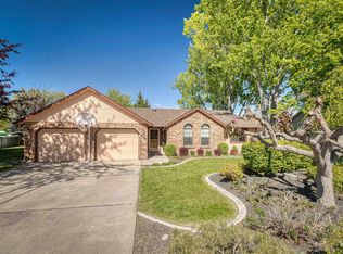 606 Fair Ln, Nampa, ID 83686
