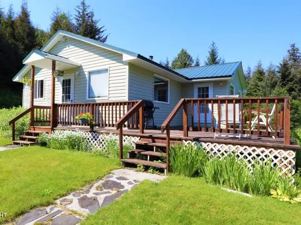 4223 Lutak Rd, Haines, AK 99827