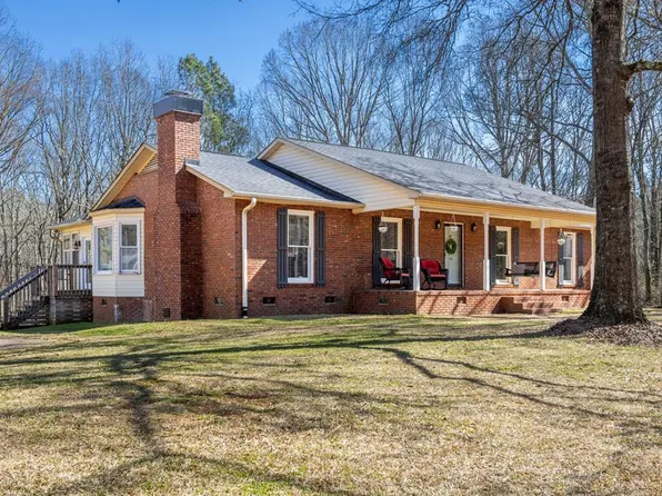 116 Morrow Rd, Greenwood, SC 29646