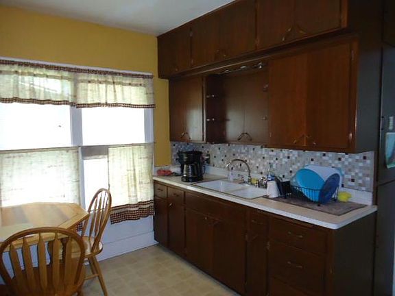 3rd image of 3542 E Armour Ave #3542A
