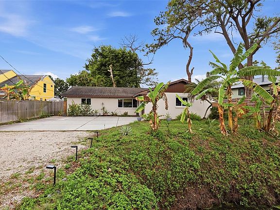 3rd image of 4576 Bliss Rd