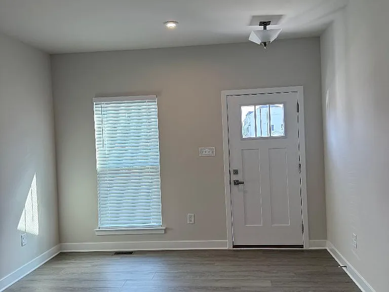 68 Rosemary Way — Photo 5