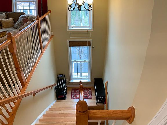 3rd image of 2394 Brookmoor Ln