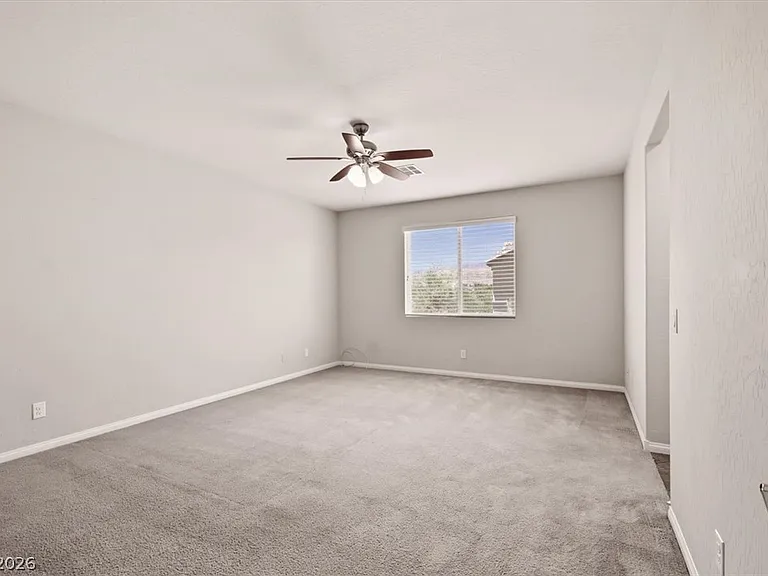 10429 Deer Heights St — Photo 11