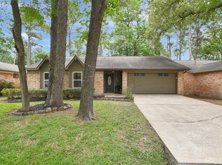 106 N Woodstock Circle Dr, Spring, TX 77381
