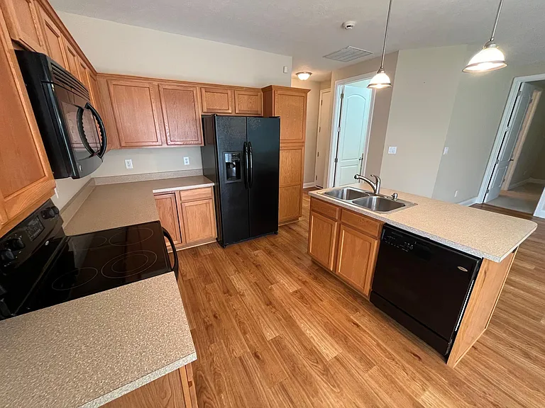528 Rickels Ct — Photo 15