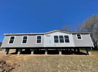 136 Ledford Ln, Hayesville, NC 28904