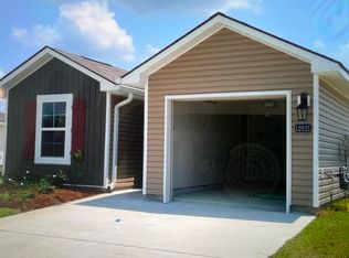 12621 Orchid Ln, Walker, LA 70785