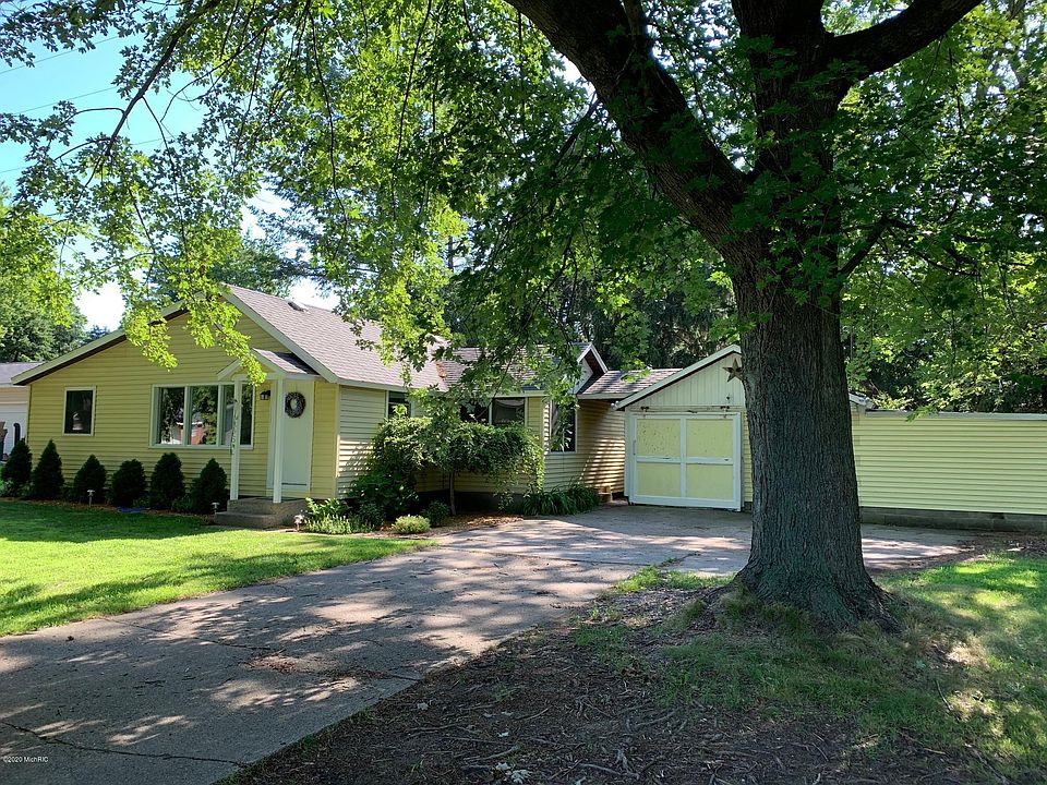 1st image of 7812 120th Ave