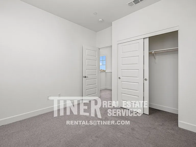 7941 Titan Dr — Photo 36