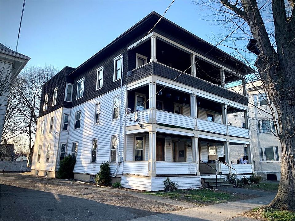 2nd image of 11.5 Mather St