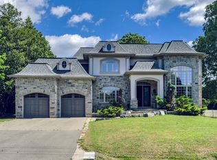 369 Lees Ln, Oakville, ON L6L4S4
