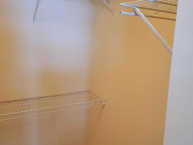 5881 Chester Ln — Photo 27