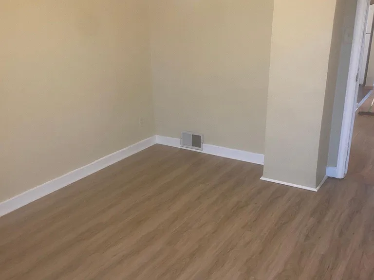 1418 Irvine Ave NW #C — Photo 7