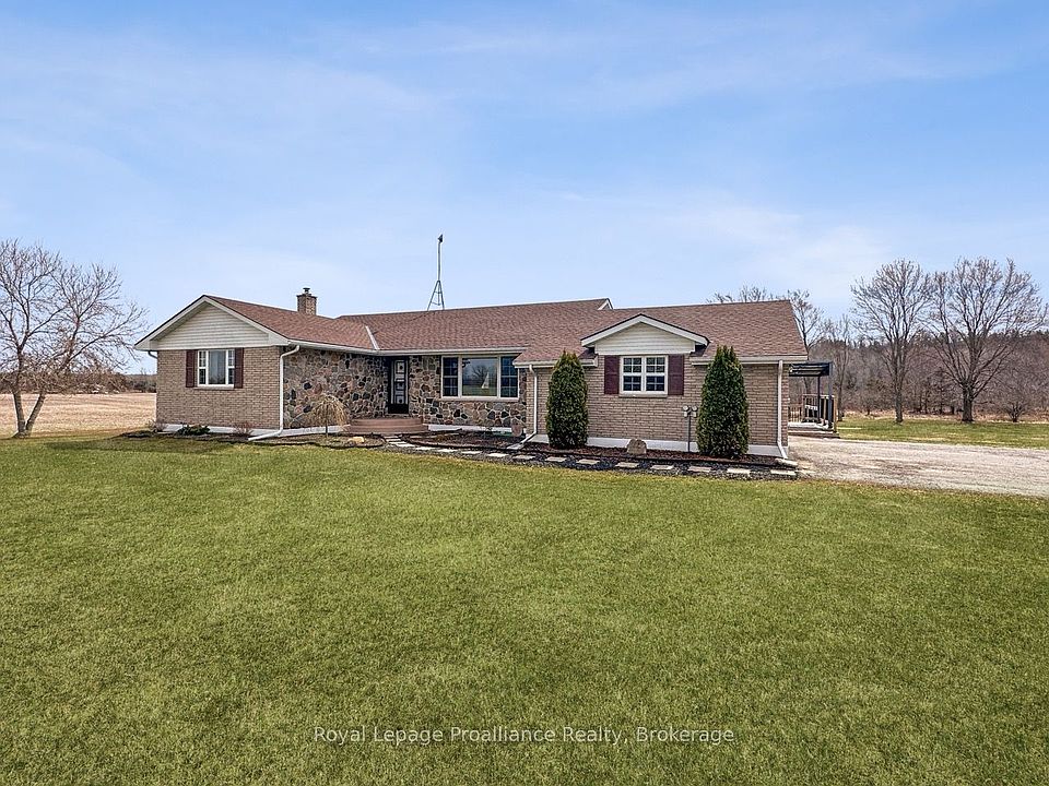 1st image of 305 Valley Rd