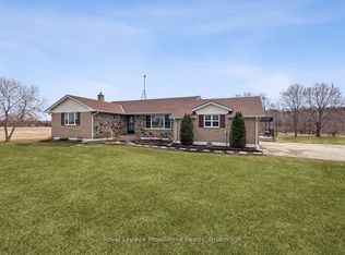 305 Valley Rd, Prince Edward County, ON K0K1A0