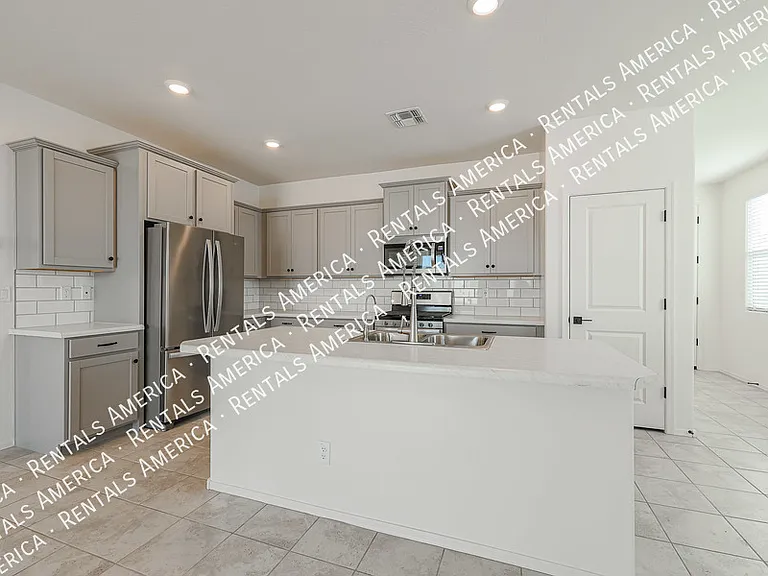 36506 W San Sisto Ave — Photo 8